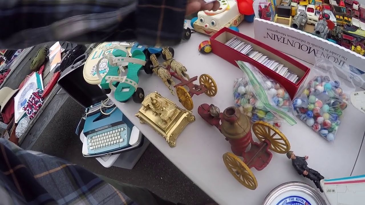 Flea market picking! Bought a few antiques and treasures!