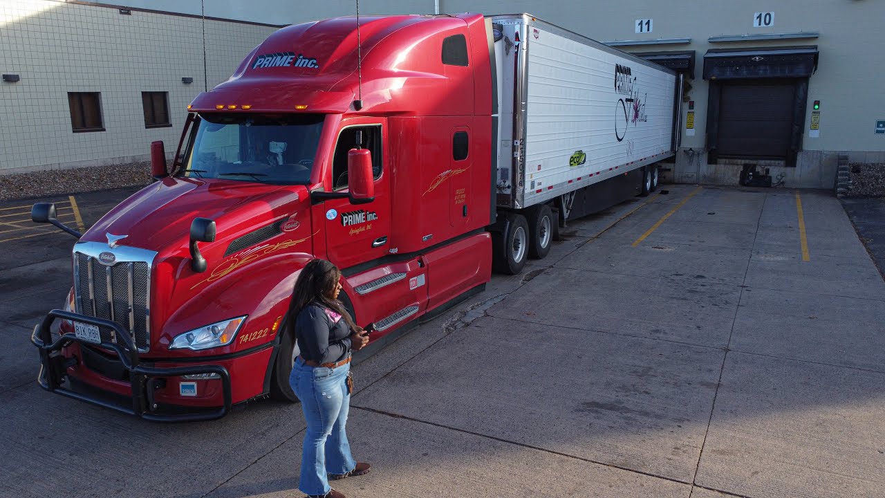 Life As A Female Trucker | Every GUY Is Not Trying To..