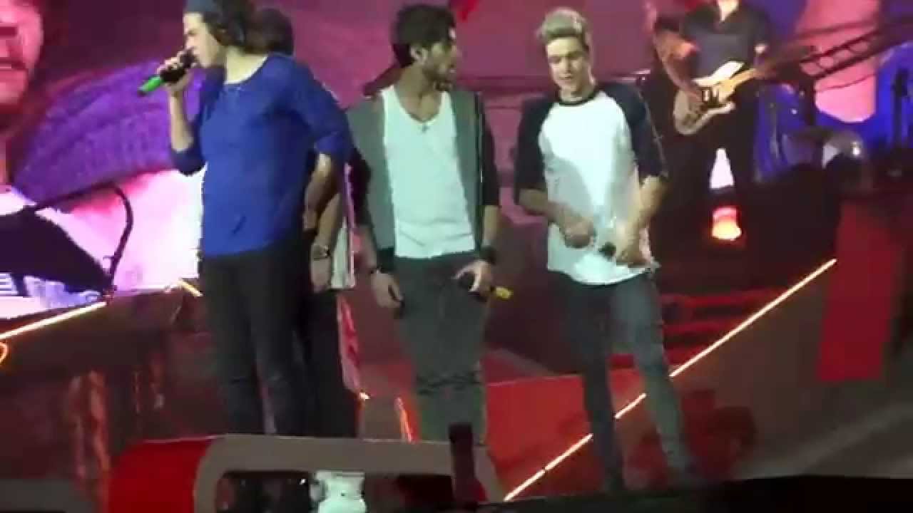 One Direction - What makes you beautiful, Stockholm Sweden 13/6-14 HD