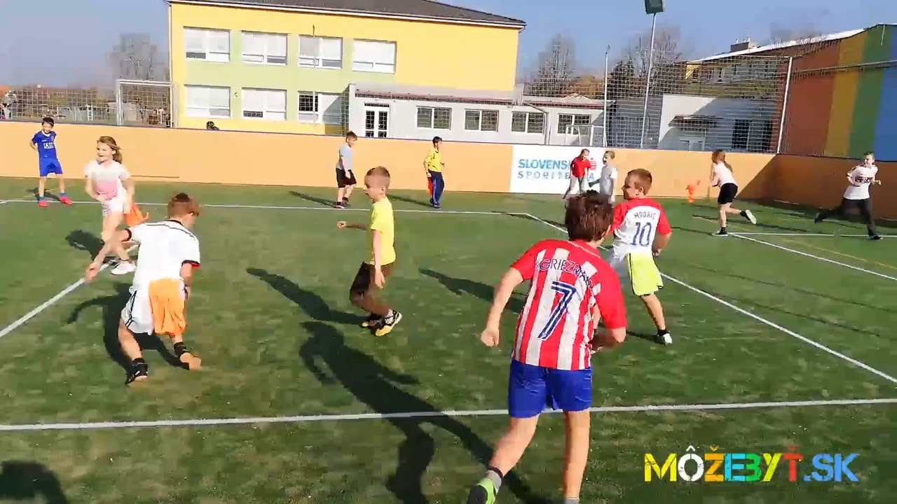 Základná škola, Adyho 6, Štúrovo