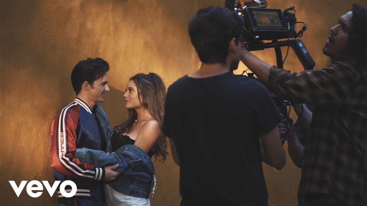 Drake Bell - Fuego Lento (Behind the Scenes)