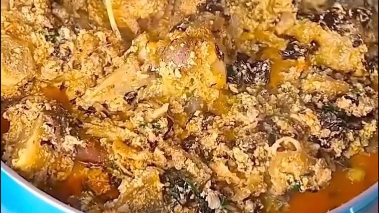 Perfect way to cook Nigeria 🇳🇬 egusi soup recipe