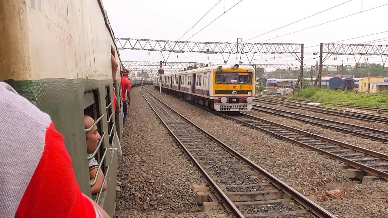 Howrah to Liluah Train Accident illusion with All Types of Local Train Crossing