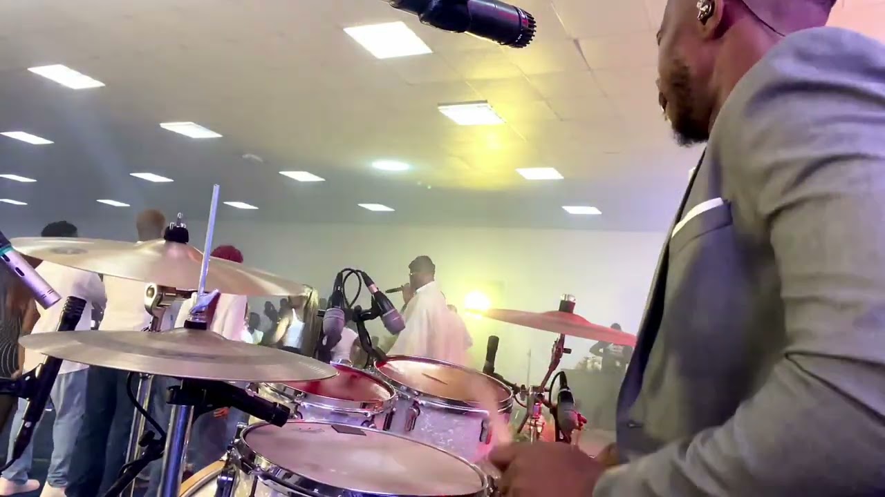 Francis Ayo - Release party Live