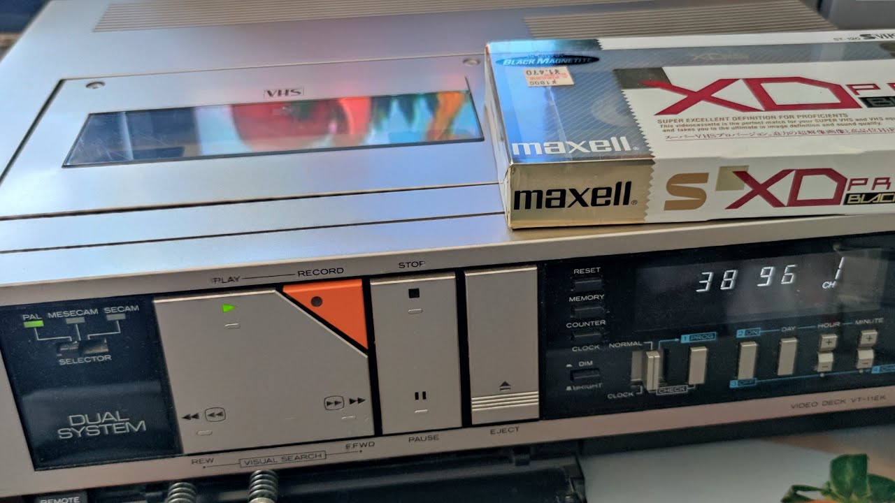 HITACHI VT-11EK