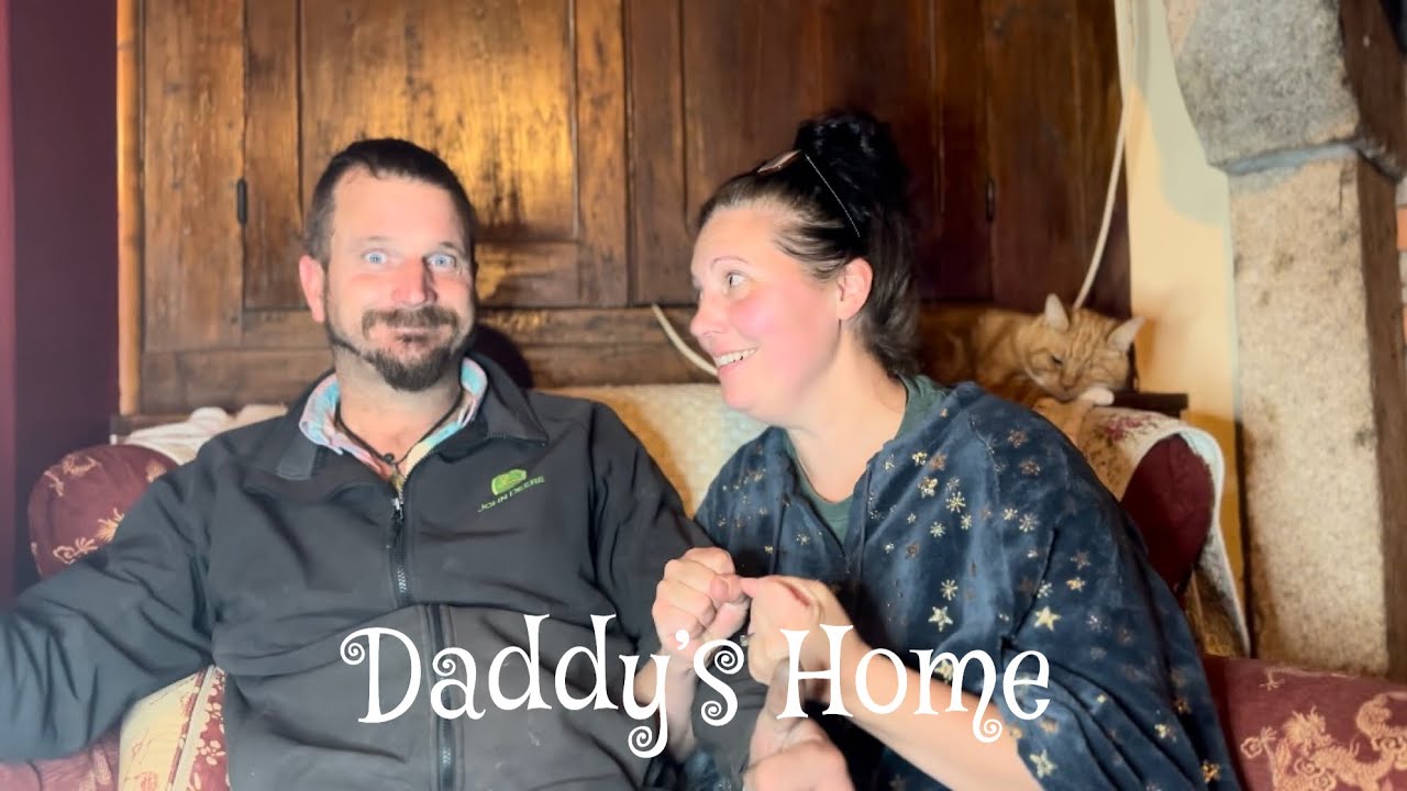 One very happy Moon family..