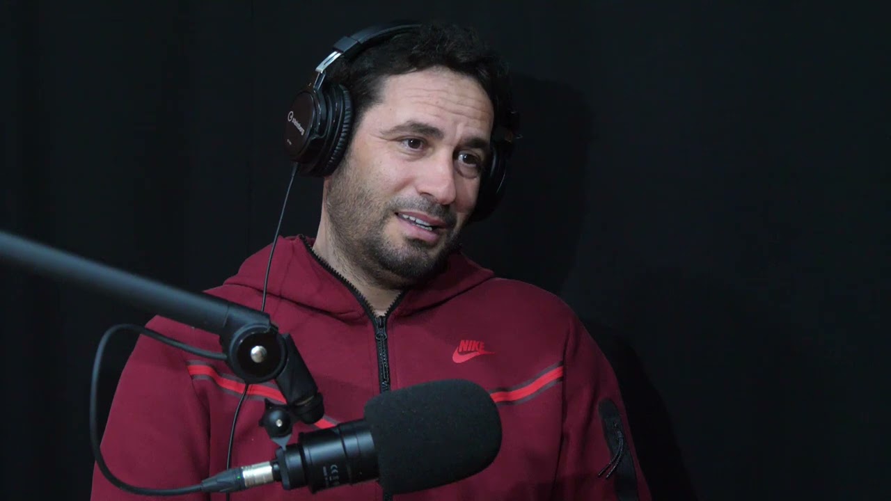 Podcast me Elvis Naçin:Çastet e dhimbshme te ndarjes se Fatimes me babain e saj Profetin Muhamed a.s