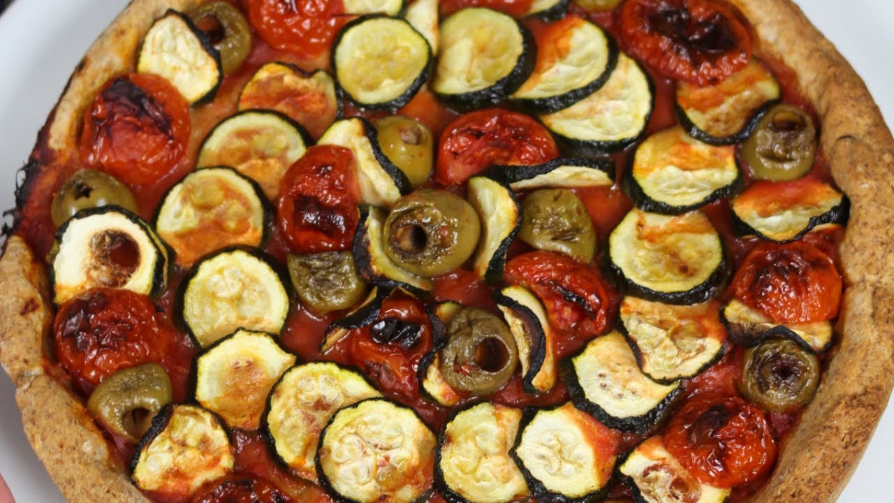 Crostata salata con verdure - ricetta facile e gustosa - senza uova e senza burro