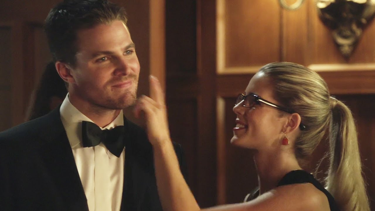 Felicity in Arrow 2.04: 