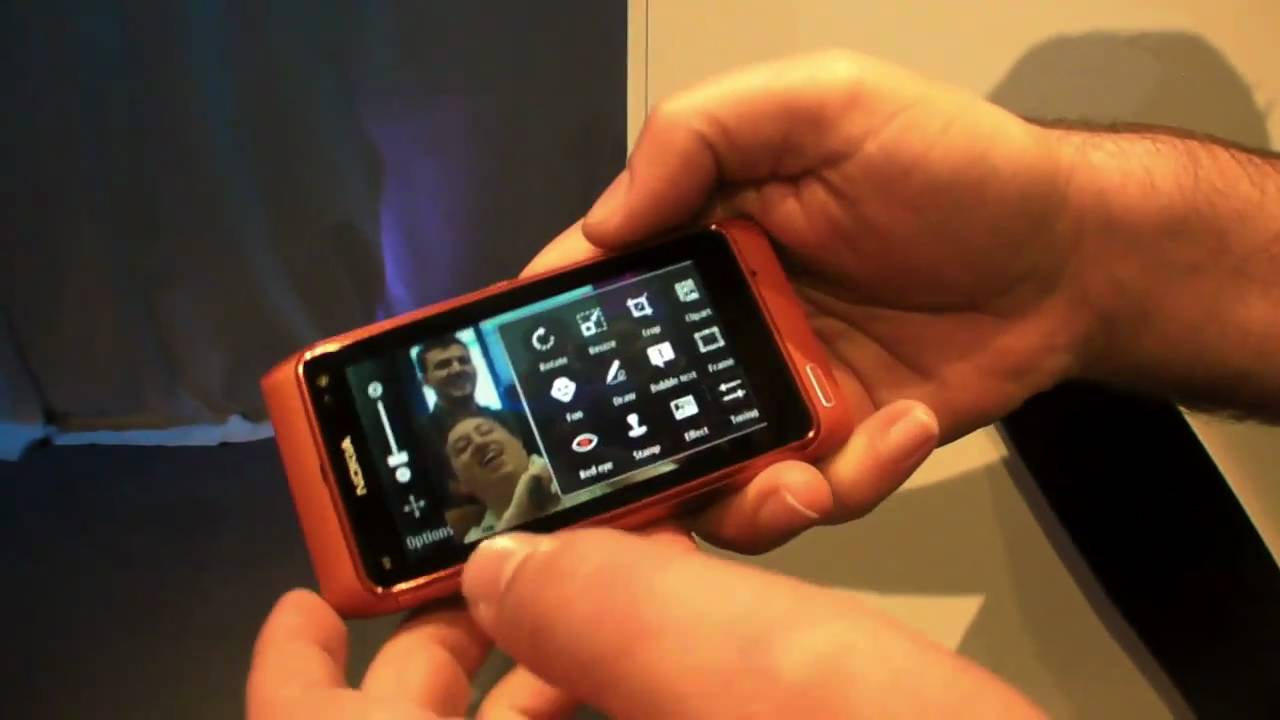 Nokia N8 demo for Pixelpipe Send and Share 1.01 from Nokia World 2010