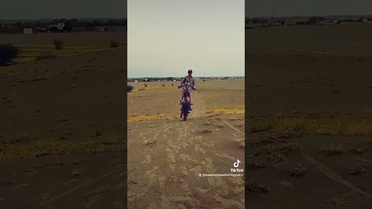 Honda 70 one wheeling