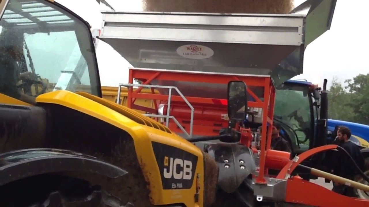 A Wakely 1240 Mobile doing the business in France.
