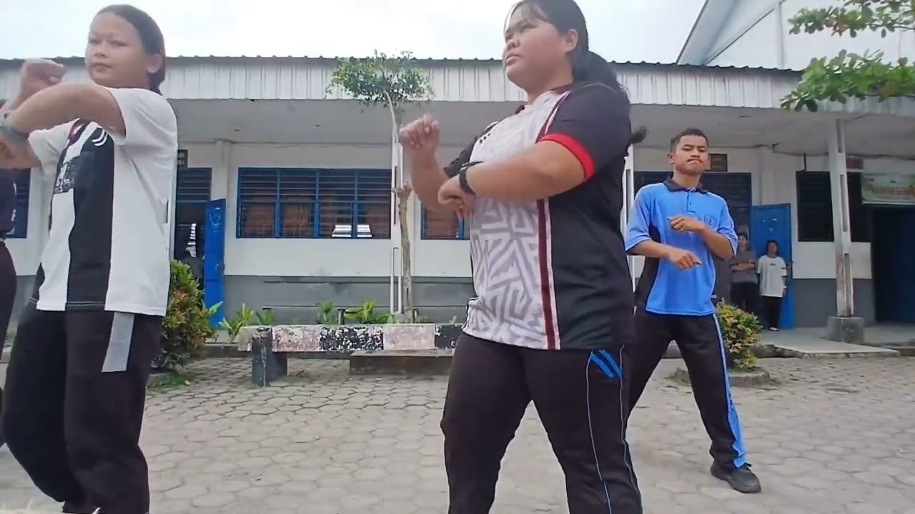 Tugas pjok kelas 12 akhir