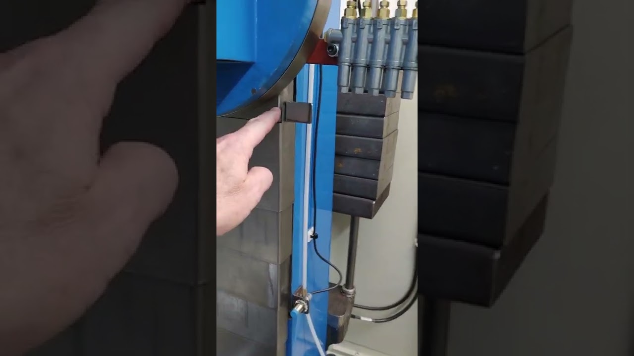 Finished installing Z axis way cover
