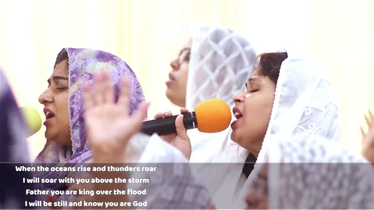 Yeshuvil Ennum Enne Maraykane | Hide Me Now | Malayalam Christian Worship Mashup Live | IPC Hebron |