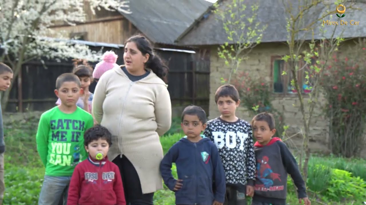 O masă mai bogată pentru 100 de familii | Miros De Cer