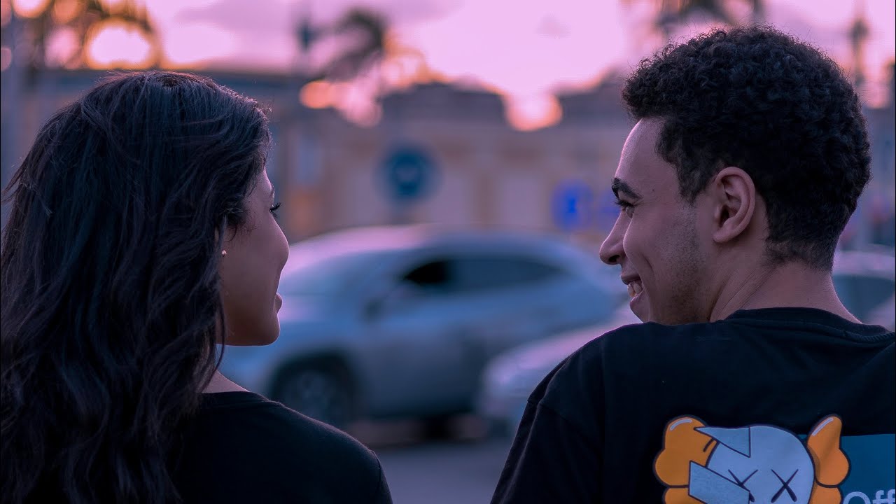 لما تبقا مفهم صحبتك ان انتو صحاب وبس وانت بتحبها 😂