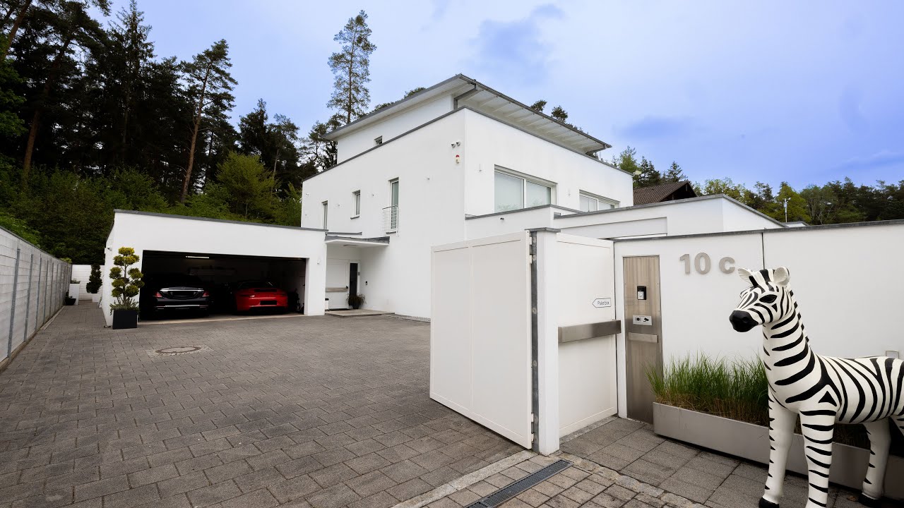 Unternehmervilla Nürnberg Süd am Waldrand zu verkaufen