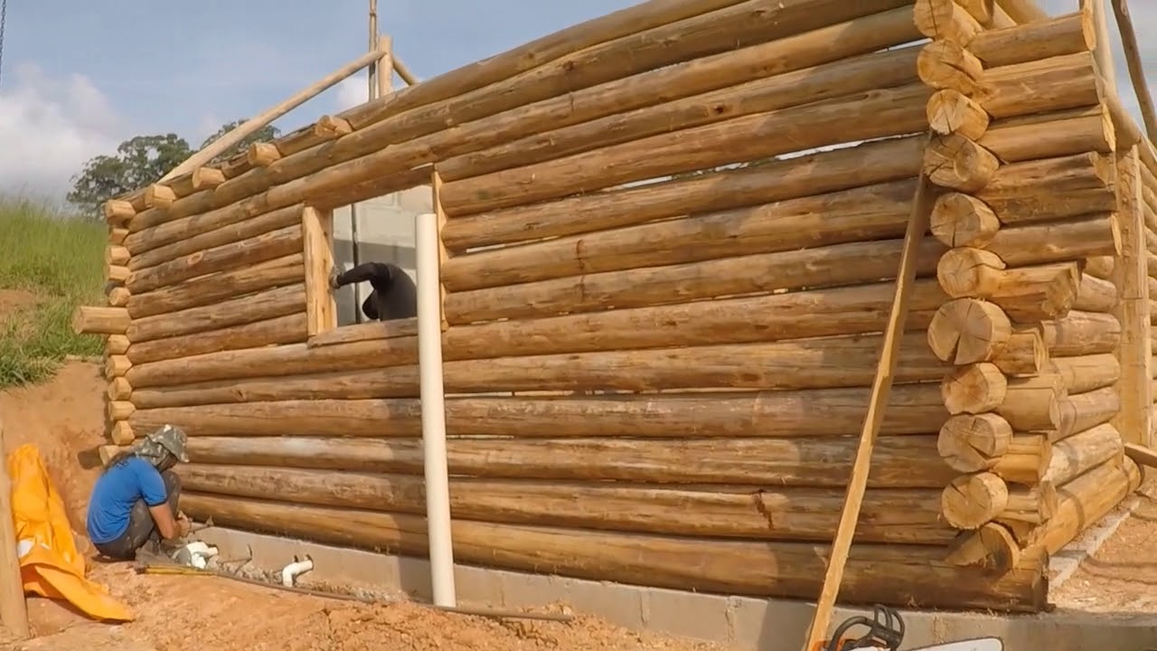Construindo uma casa de troncos - Parte 9