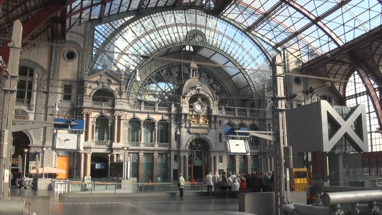 Antwerpen Central Station • Belgium