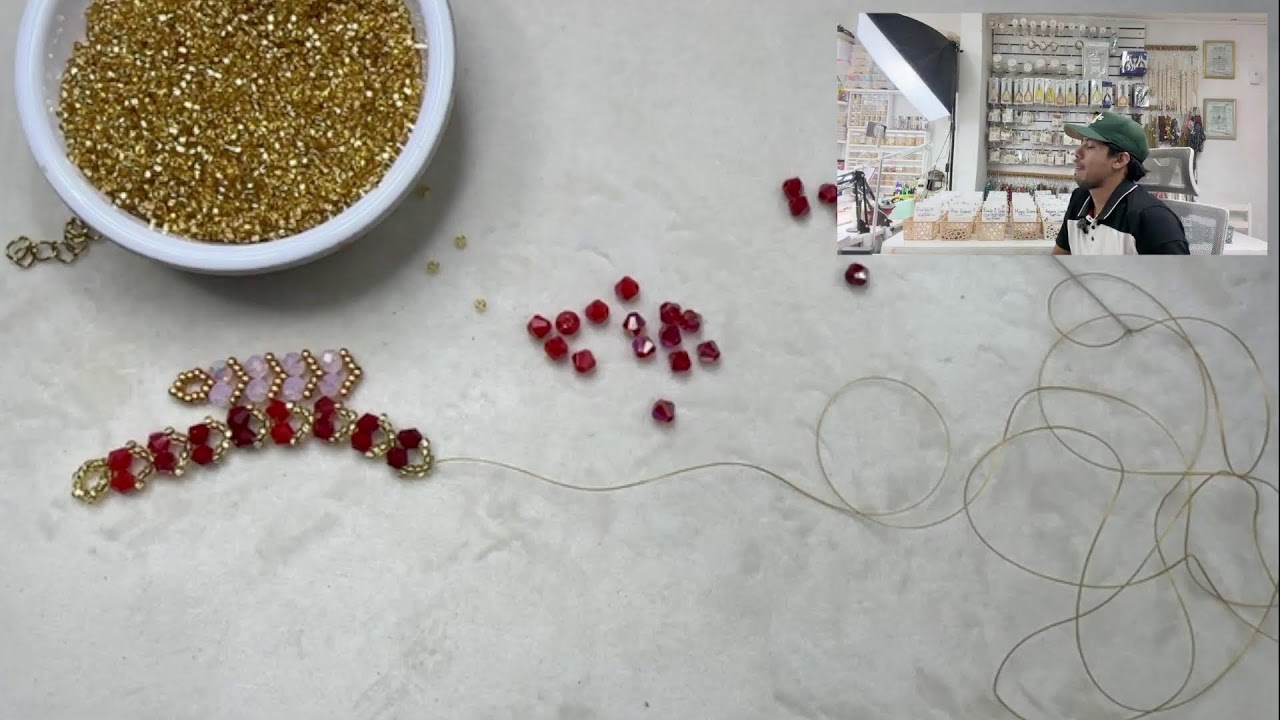 VENTA MG #56: ARETES DE BISUTERIA CON CRISTAL PRECIOSA