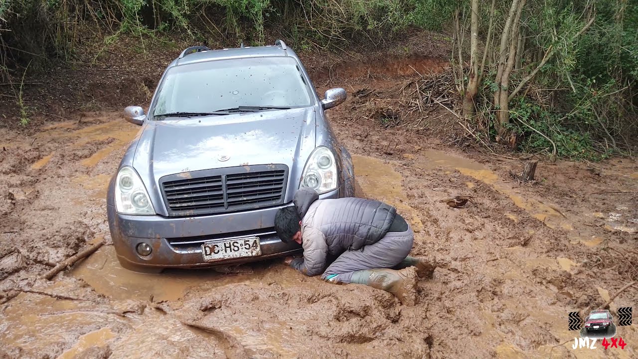 RESCATE 4X4, rexton-hilux