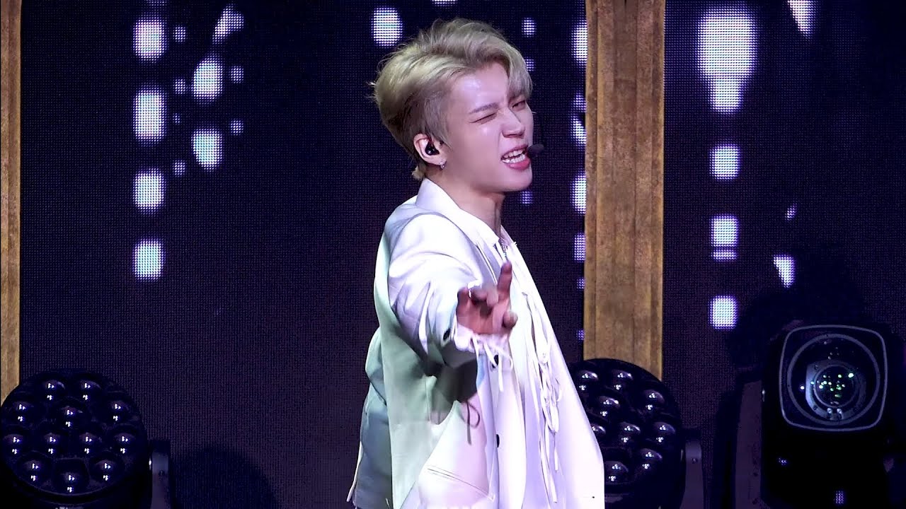 [4K] 230205 우현 [나무랄 데 없는 하루] Day 3 'Hold On Me'