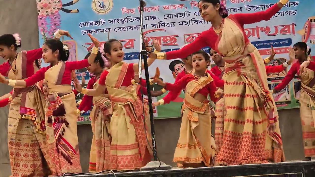 Her bihu performance