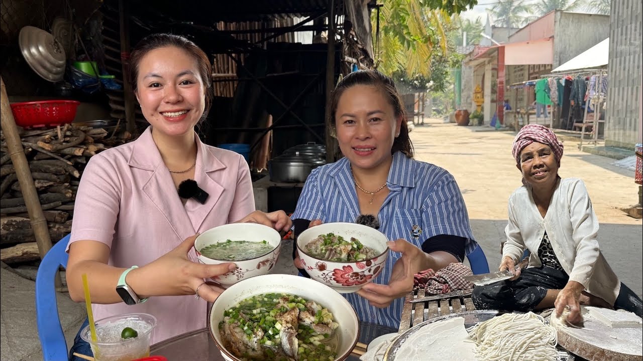 BẤT NGỜ VỚI TÔ BÁNH CANH ĐẶC BIỆT “BỘT SẮT” CỦA NGƯỜI KHMER