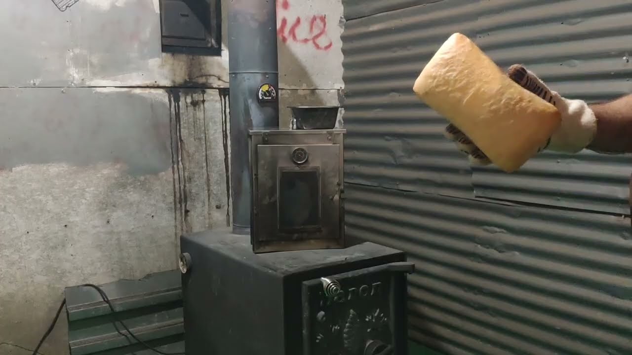 Cuire du pain maison avec un four portatif sur un poêle a bois.