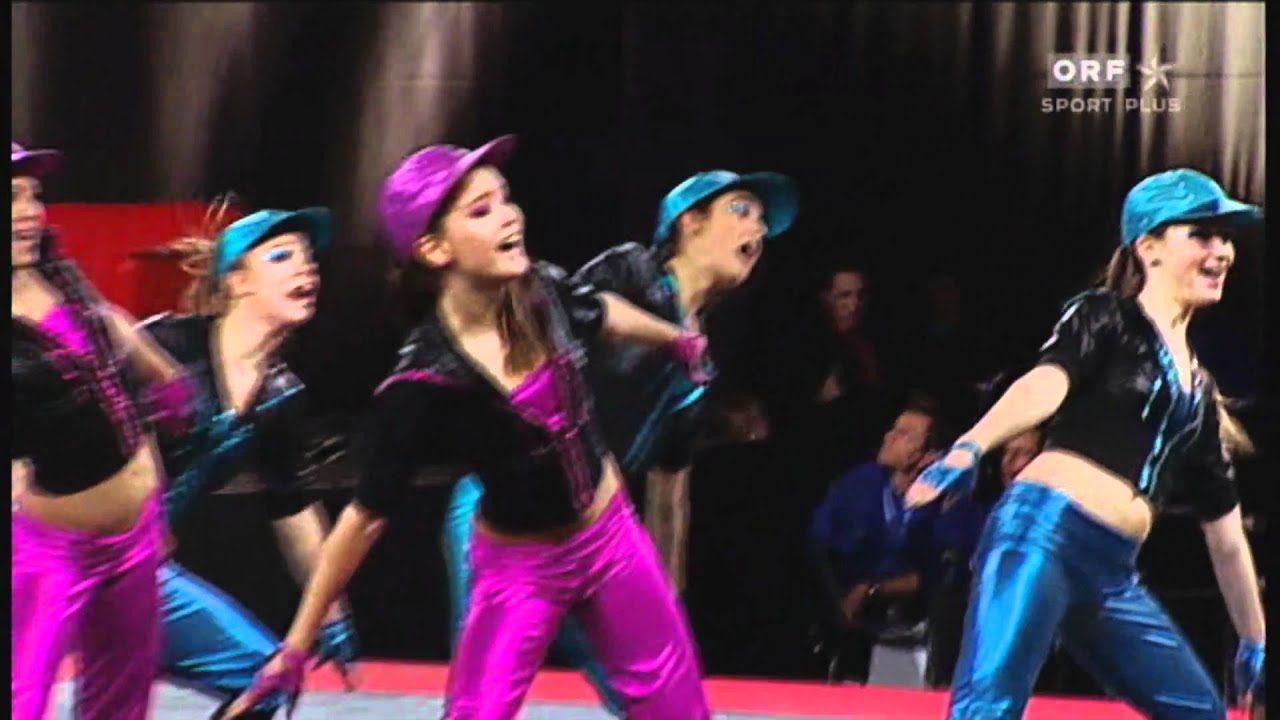 Acrobatic Rock'n'Roll - Erfrischende Girls Formation