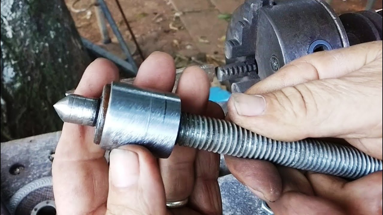 VEJA COMO FIZ UM CONTRAPONTO ROTATIVO PARA O MEU MINE TORNO CASEIRO, FÁCIL E MUITO SIMPLES