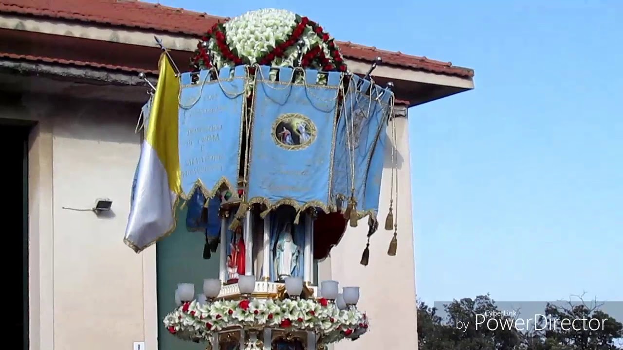 Prima uscita delle candelore a pedara 02 settembre 2018