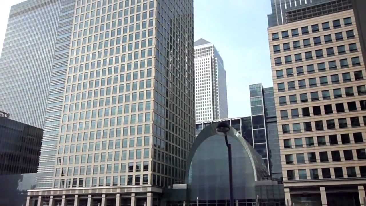 A Walk Around Canary Wharf