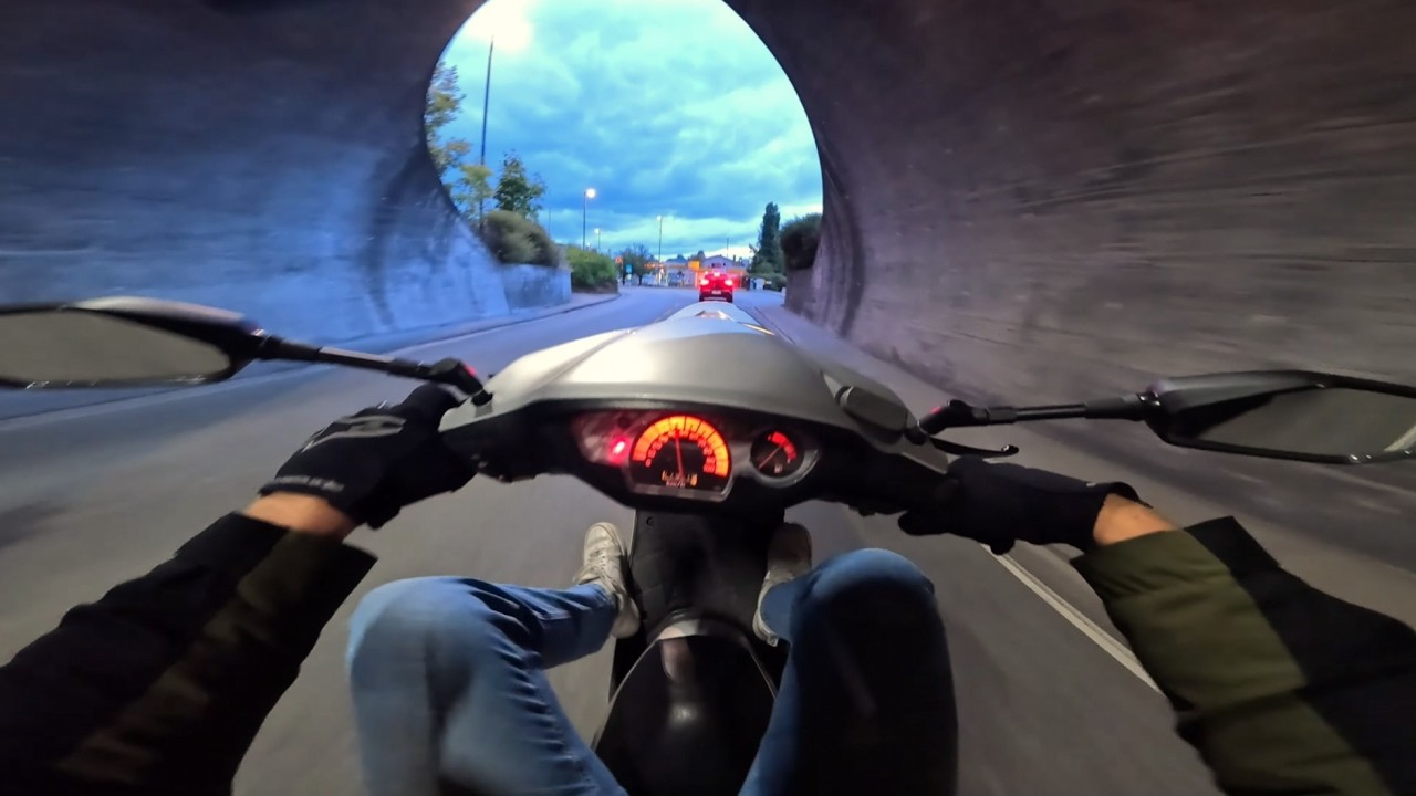 Tuned 70cc Scooter Wheelies!