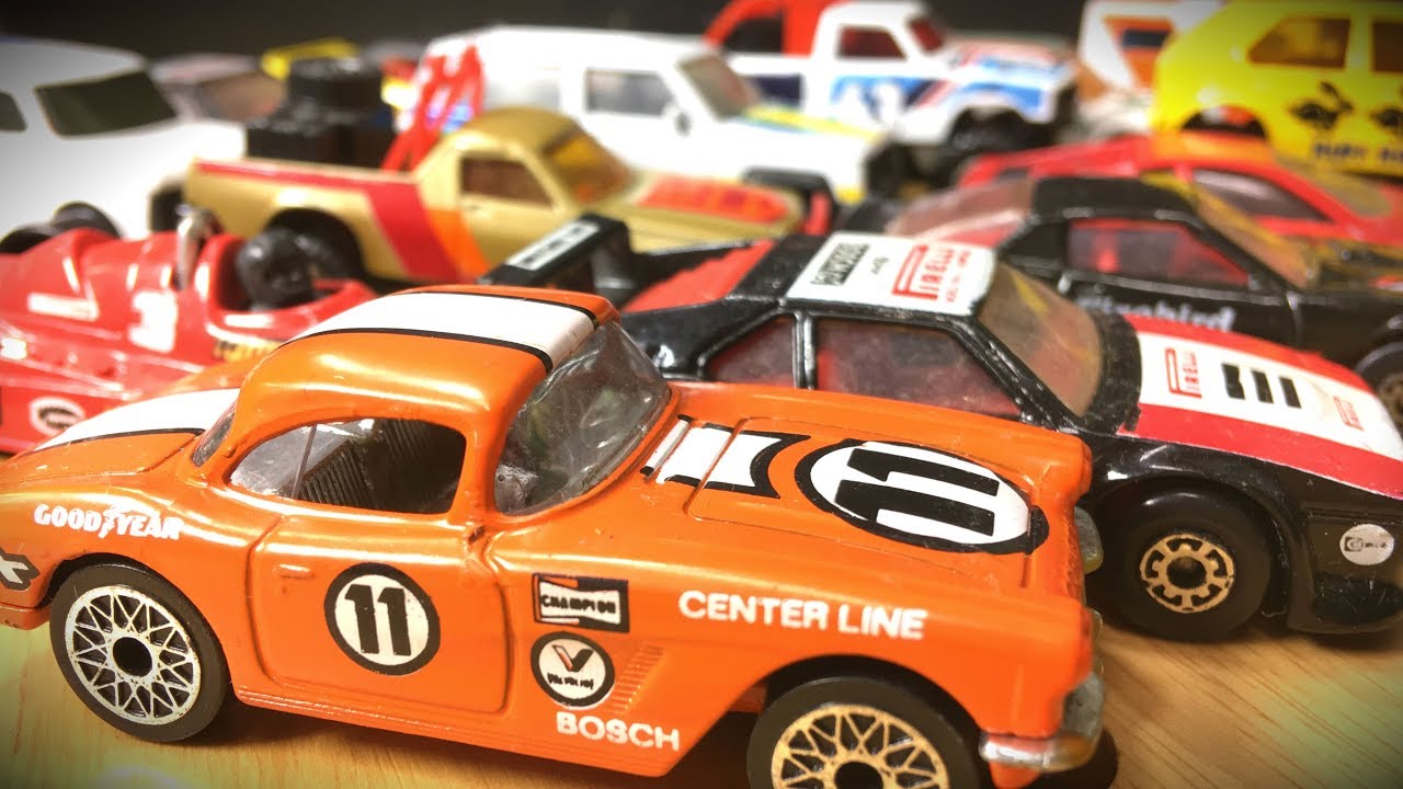 I SELL VINTAGE DIECAST CARS ON EBAY