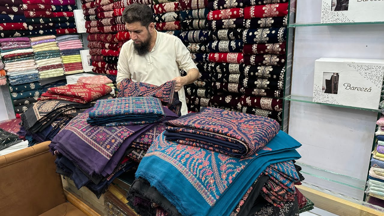 *HEAY SHAWL SUIT*🔥 Latest Most Gorgeous winter Karandi Collection 2025 😍