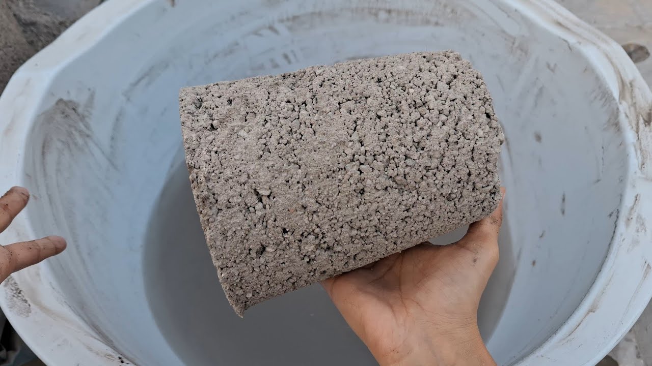 New video Grey gritty water crumbling satisfying