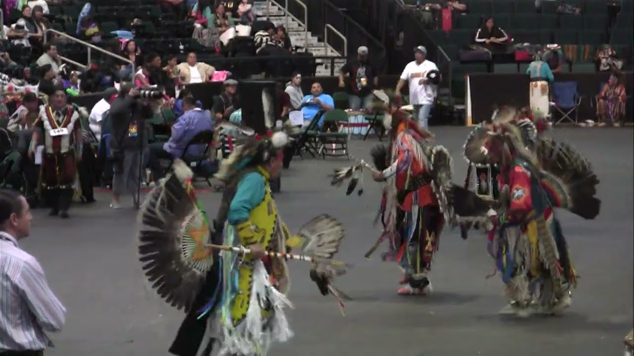 Golden Age Men's Traditional - 2014 Manito Ahbee Pow Wow - Powwows.com - Vintage