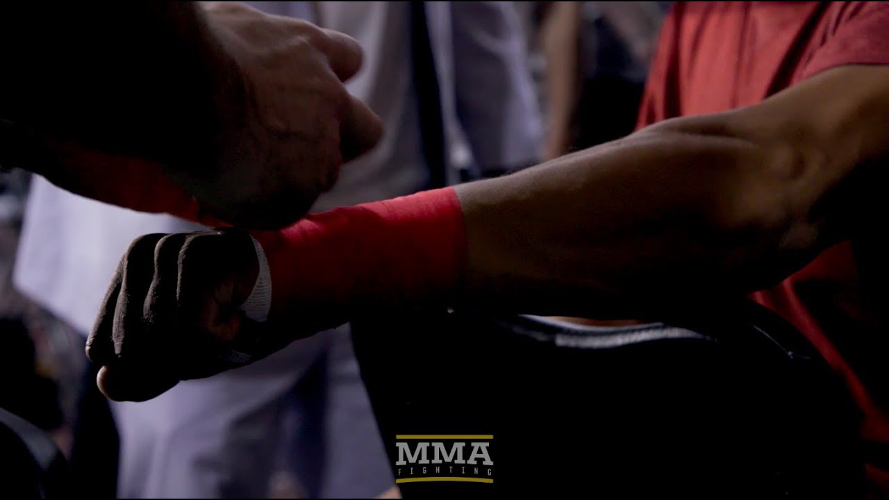 Hand Wrap Demonstration for Historic Bare Knuckle FC Event - MMA Fighting