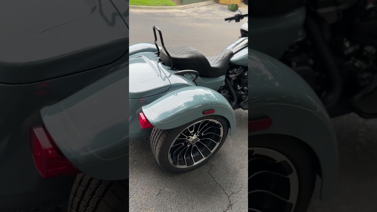 (Pre-Owned) 2024 Harley-Davidson&reg; FLTRT - Road Glide&reg; 3