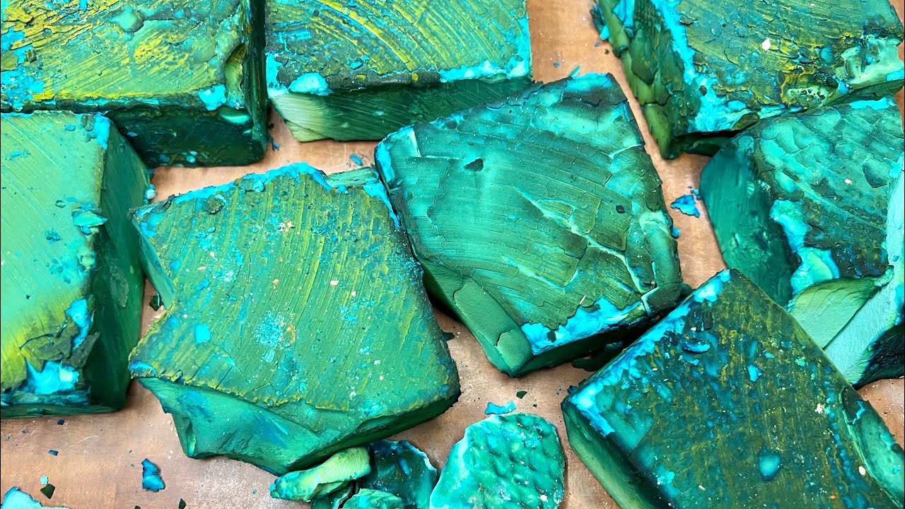 Soft crispy buttery dyed BSN| #asmrbacktoschool Gym chalk ASMR| Oddly satisfying| Relaxing
