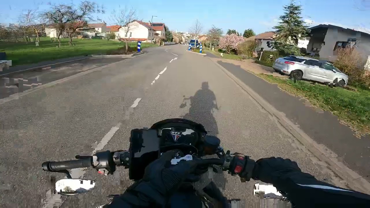Nouveaux pneus Bridgestone T32 ou S22 pour ma Street Triple 765 RS ?