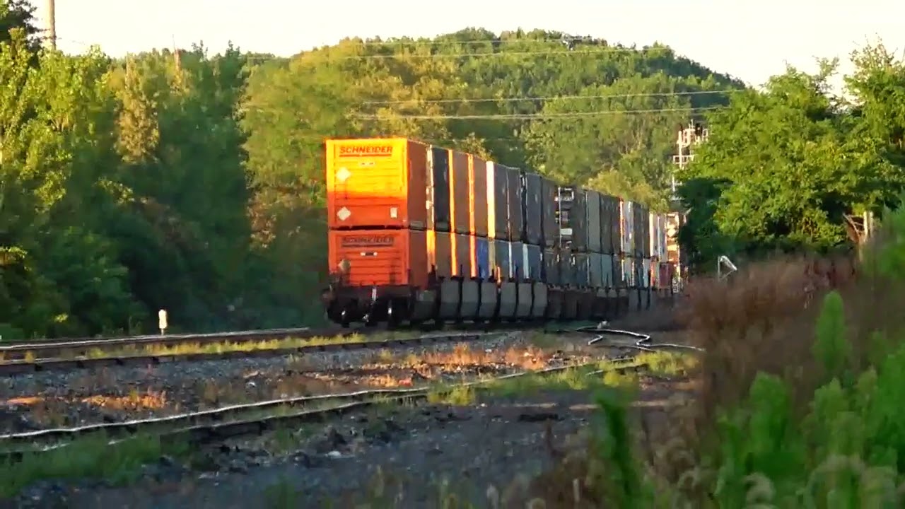 Triple Train Meet! CSX 911 Unit On 5 Engine Train! Huge 2 Mile Long Trains! 2 CSX Trains Meet + More