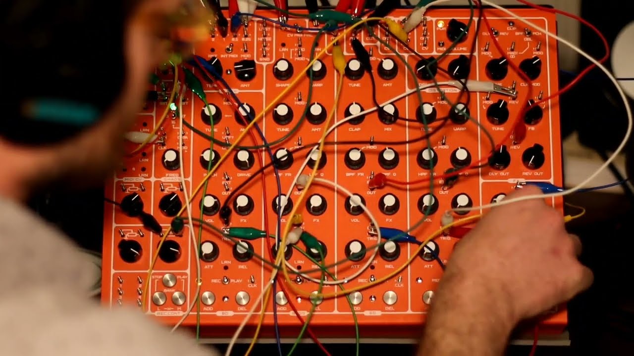 Pulsar-23 Patch Walk and Talk #6: VCA's for Ducking and Bass Shaping
