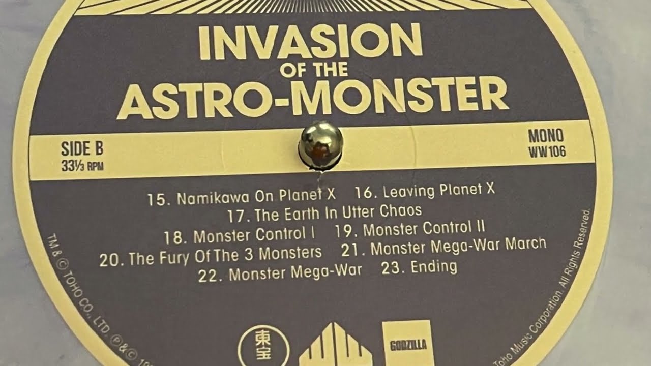 Vinyl play - Invasion of the Astro-Monster soundtrack (1965) - LP - Akira Ifukube, Ishido Honda