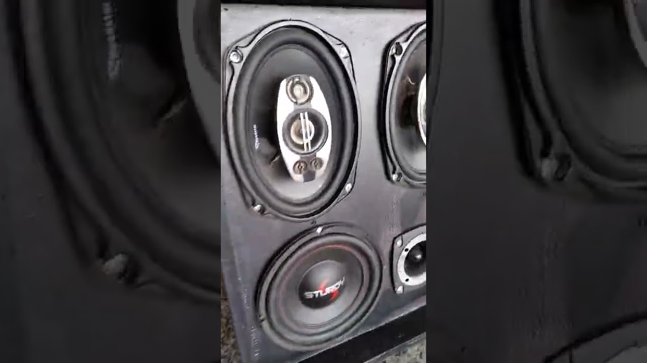 som caseiro feito em casa com um home teather Lenoxx e receiver Taramps. j&aacute; faz um barulhinho.