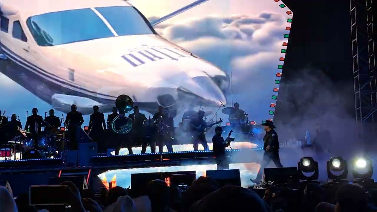 Gerardo Ortiz - Palma Salazar 