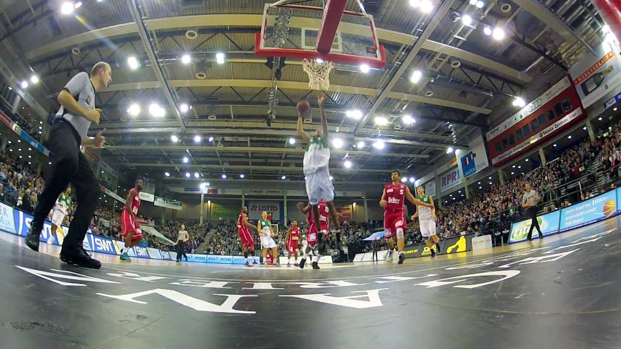 Frohe Weihnachten wünscht basketball-stream.de