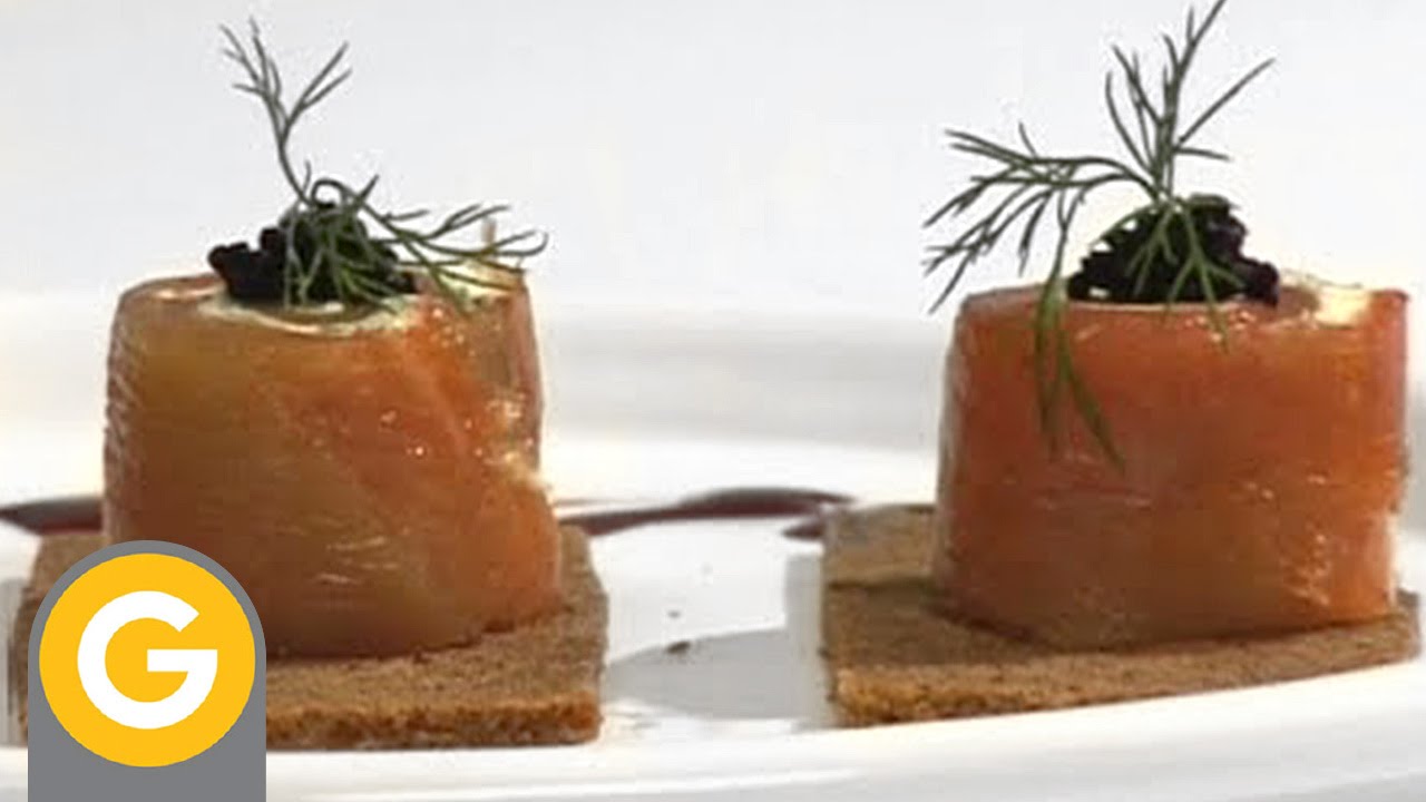 ABC Gourmet. Appetizers - Roulade de salm&oacute;n y caviar